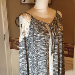 Cato Women’s Cold Shoulder Top